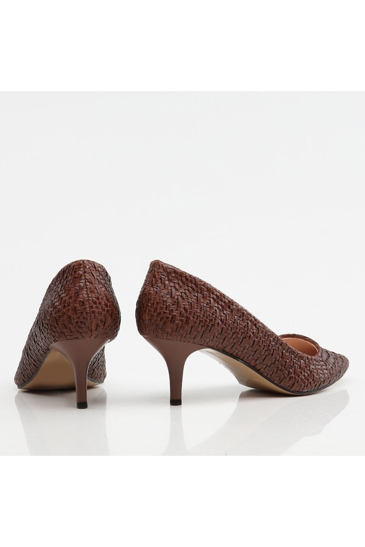 Dark brown hot sale kitten heel shoes