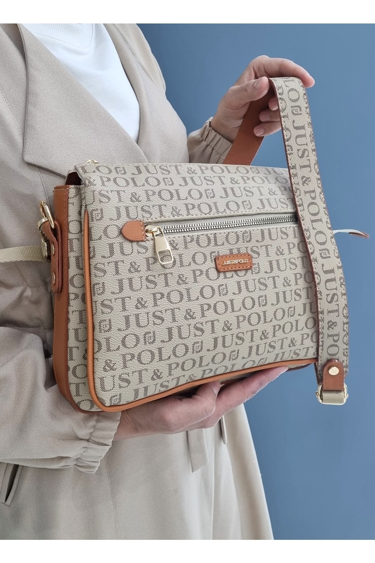 Polo shoulder bag store