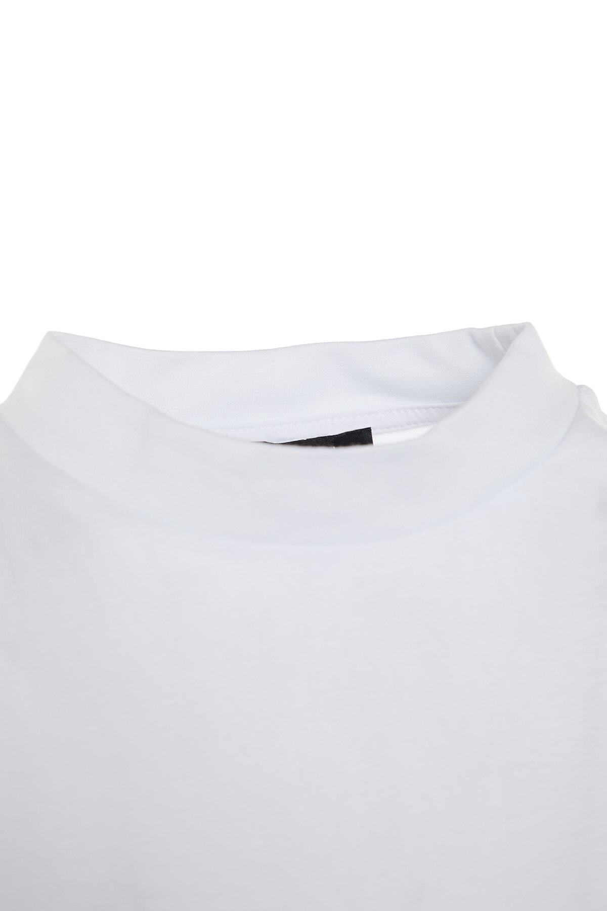 Trendyolmilla  Beyaz %100 Pamuk Basic Regular/Normal Kalıp Dik Yaka Örme T-Shirt TWOAW20TS0096 - Görsel 11