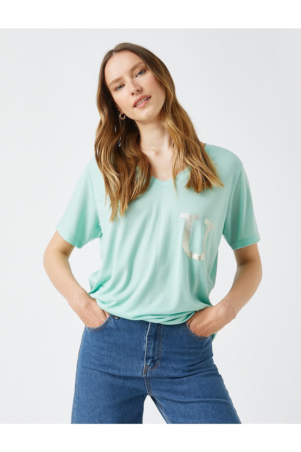 تی شرت یقه V شکل طرحدار زنانه سبز کوتون Koton (برند ترکیه)