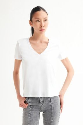 Kadın Beyaz Basic V Yaka T-shirt 415414246