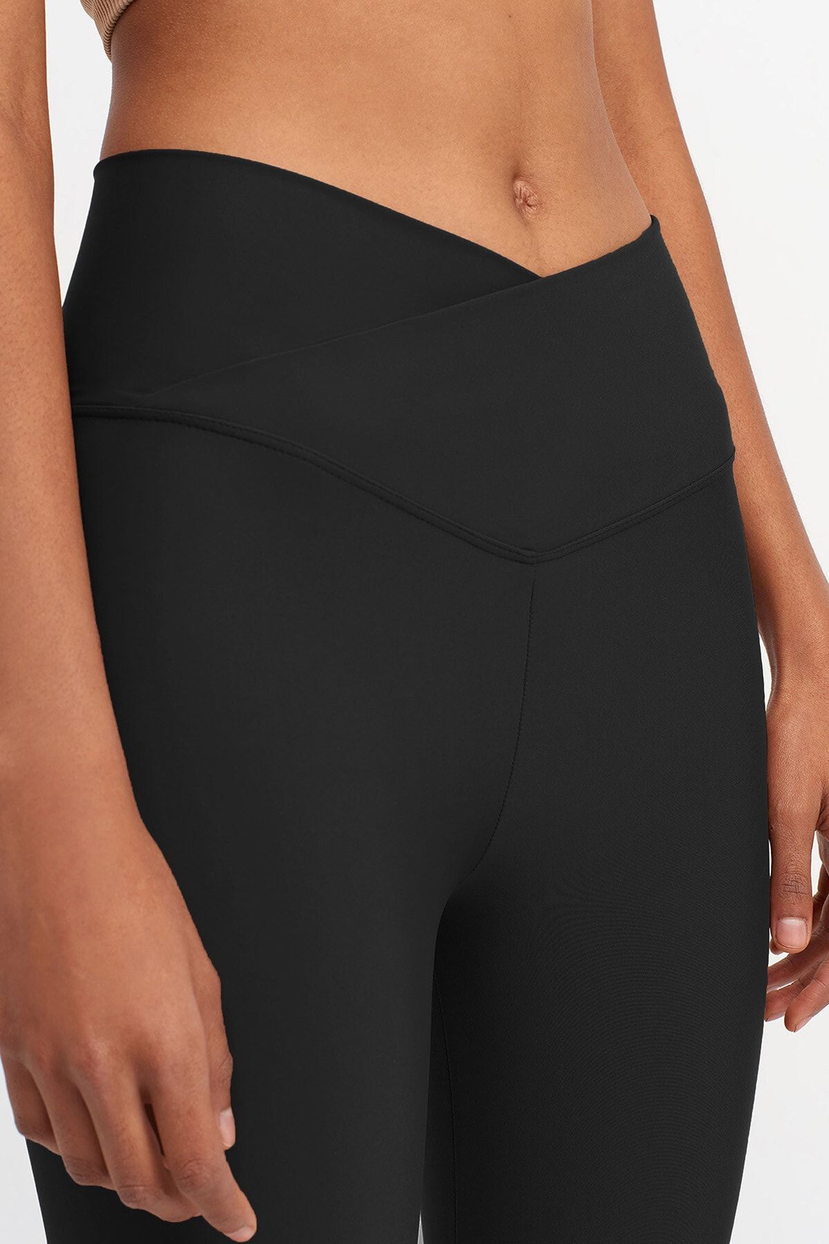 Açelya Okcu-Corsage Push up Leggings 3