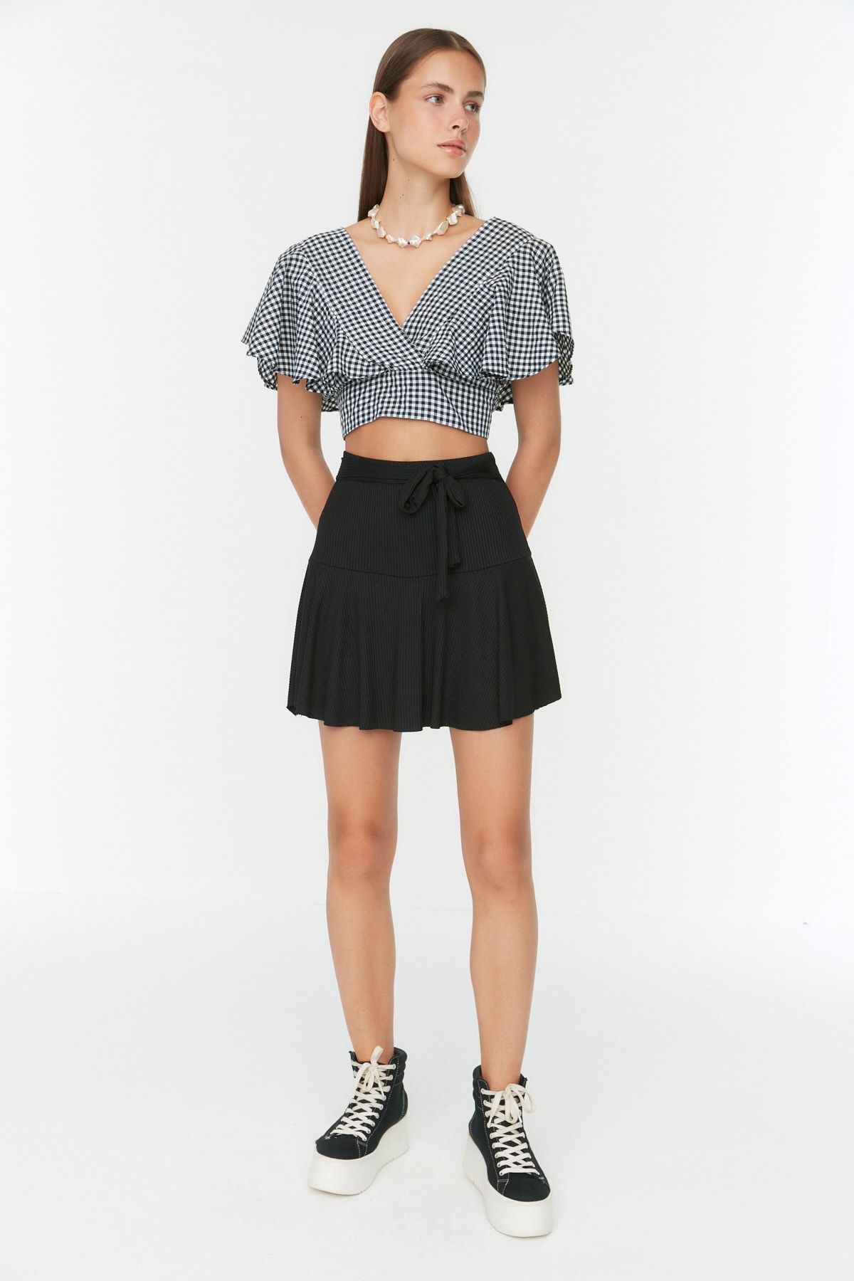 Trendyol Collection-Černá sukně Mini pletené šortky s vysokým pasem TWOSS21SR0621 5