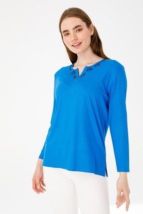 Kadın Yakası Çiçek Işlemeli Uzun Kollu Penye Bluz Saks Mavi 20702