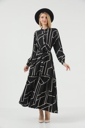 Siyah Desenli Eteği Fırfırlı Uzun Viskon Vual Patlı Tesettür Elbise SYHDESEN1991