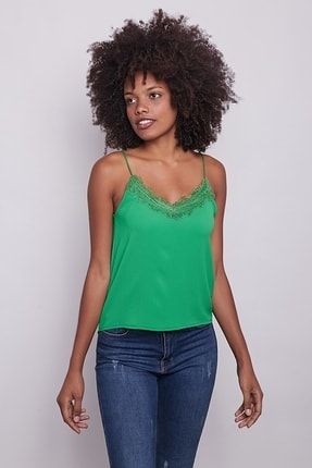 Kadın Yeşil Renk Krep Kumaş Yakası Dantelli Ip Askılı Ceket Içi Likrasız Bluz TYC00384794231