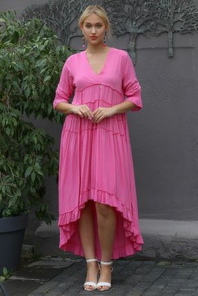 Kadın Pembe İtalyan V Yaka Süs Düğmeli Volanlı Kat Kat Önü Kısa Arkası Uzun Elbise M10160000EL93288