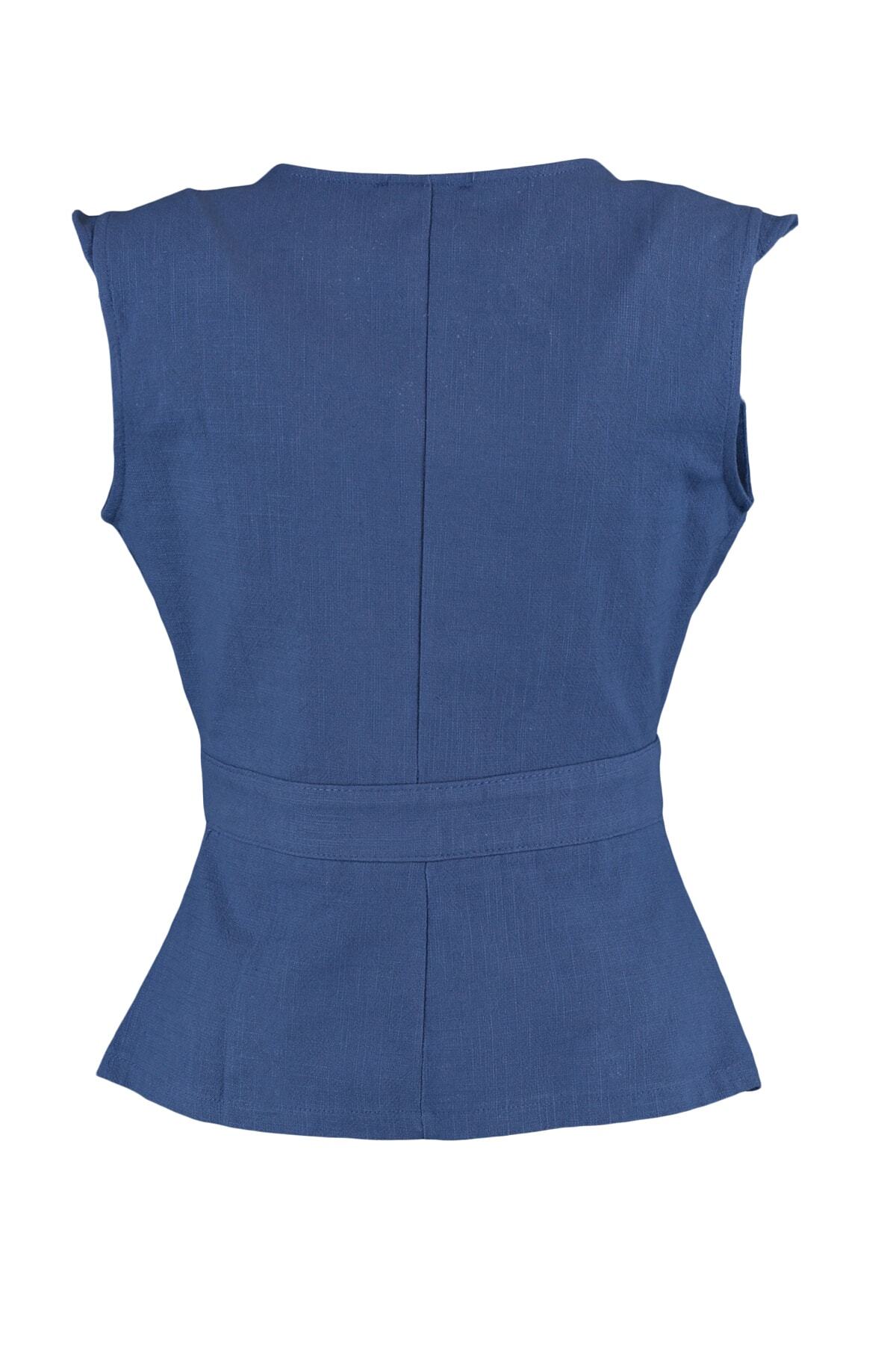 Trendyolmilla  Lacivert Kemik Düğme Detaylı Kruvaze Dokuma Bluz TWOSS20BZ0707 - Görsel 14