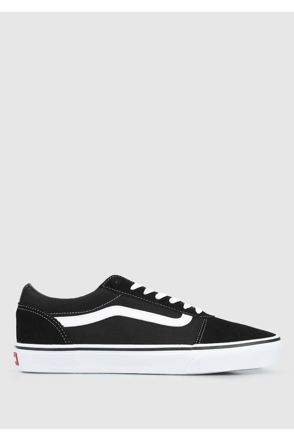 Suede black and white vans deals