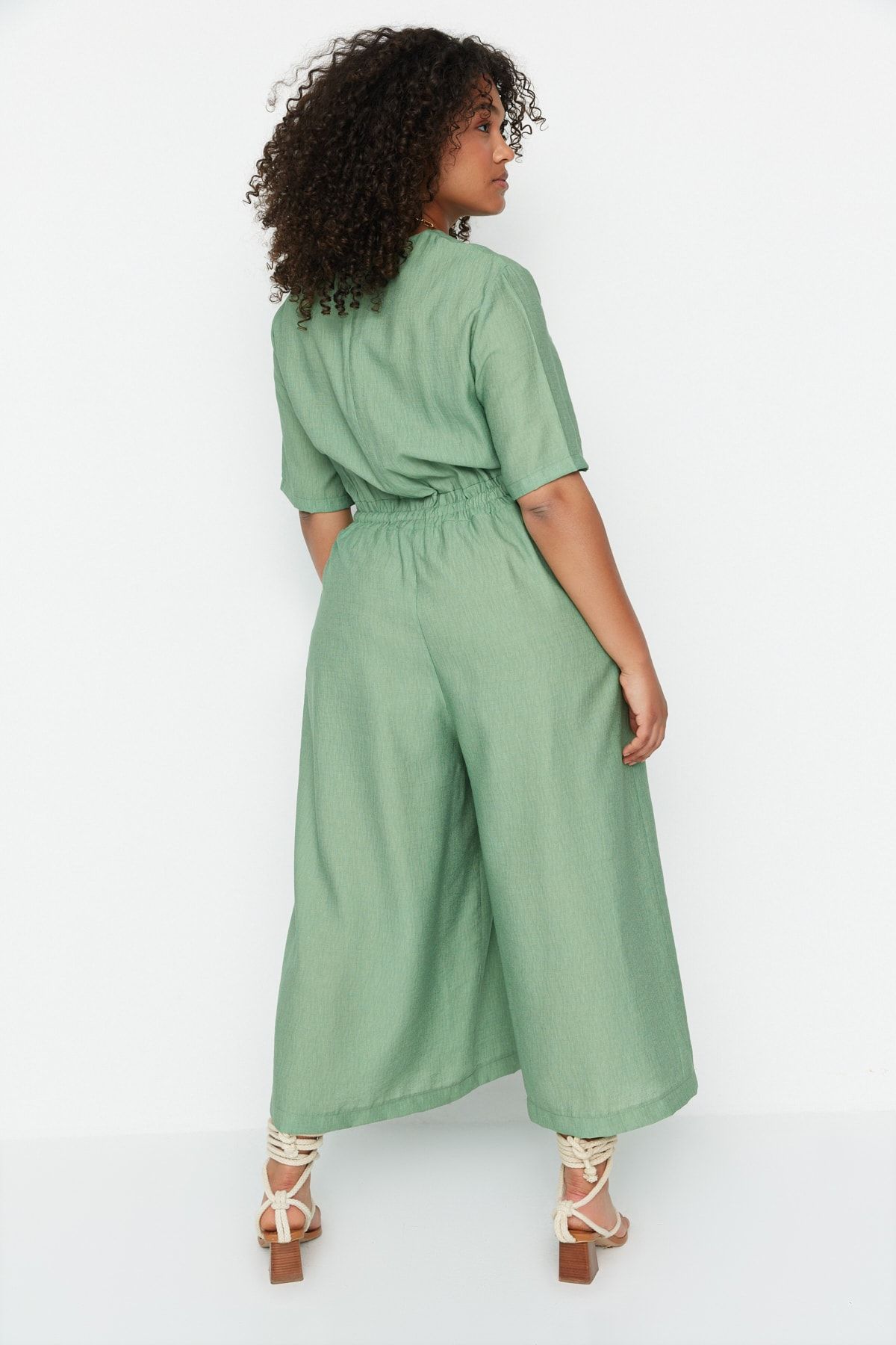 Trendyol Curve-Khaki Waist Detailed Woven Jumpsuit TBBSS22BG0017 5