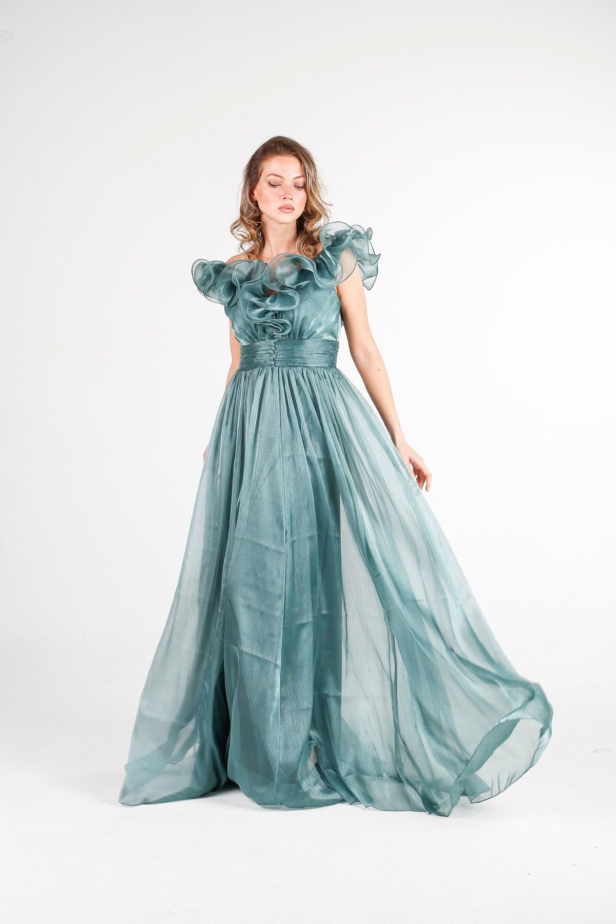 ALIS DRESS Зеленое, воротник с оборками, блестящее вечернее платье TRİO-1660