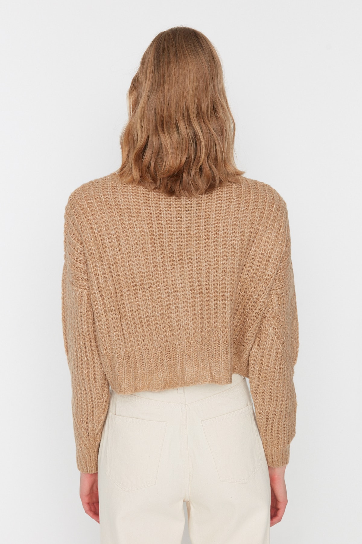 Trendyolmilla  Camel Yumuşak Dokulu Crop Düğme Detaylı Triko Hırka TWOAW21HI0017 - Görsel 5