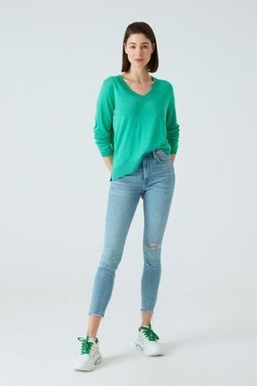 V Yaka Basic Yeşil Bluz 2022S102500
