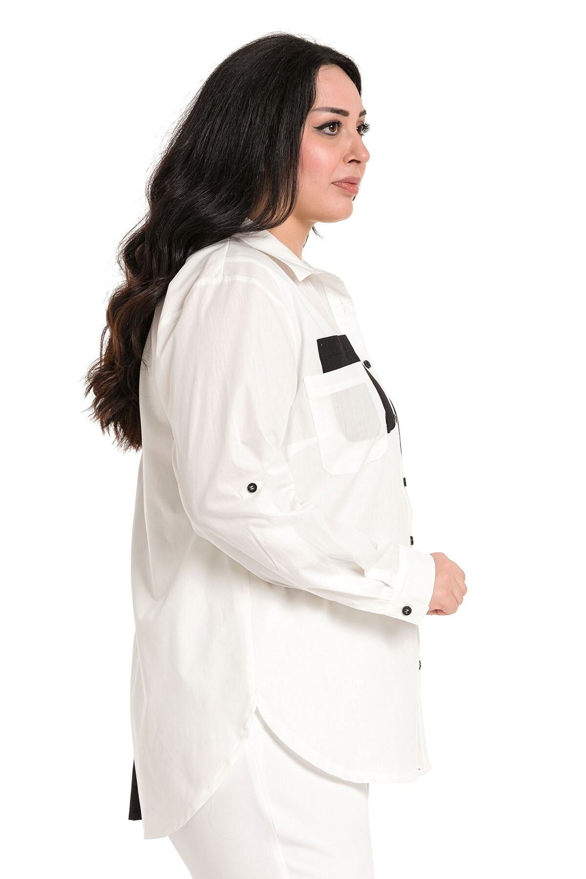 DISENTIS MODEST-Large Size Asymmetrical Black and White Shirt with Folded Sleeves and Pocket Detail 4
