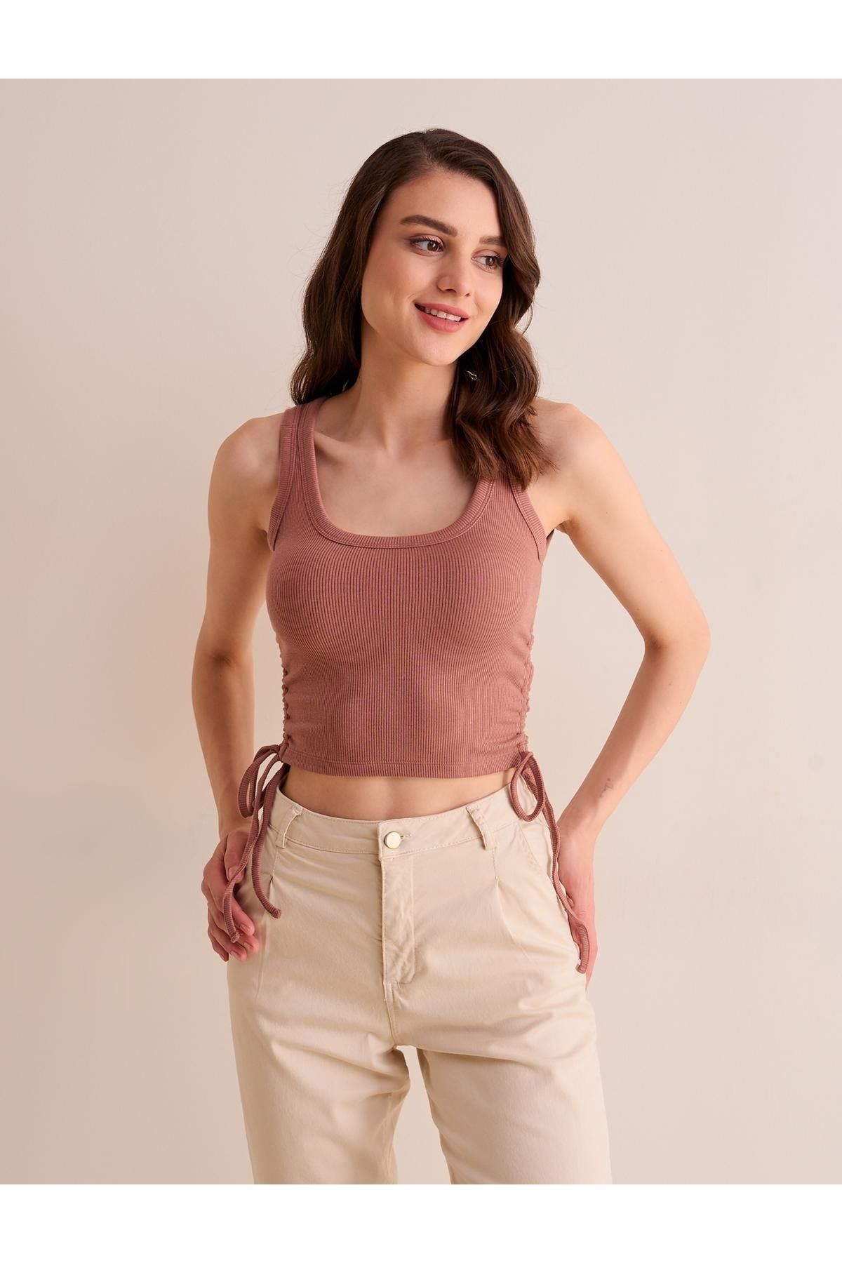 Jimmy Key-Dámské růžové Slim Fit pletené tílko s kulatým výstřihem bez rukávů 1