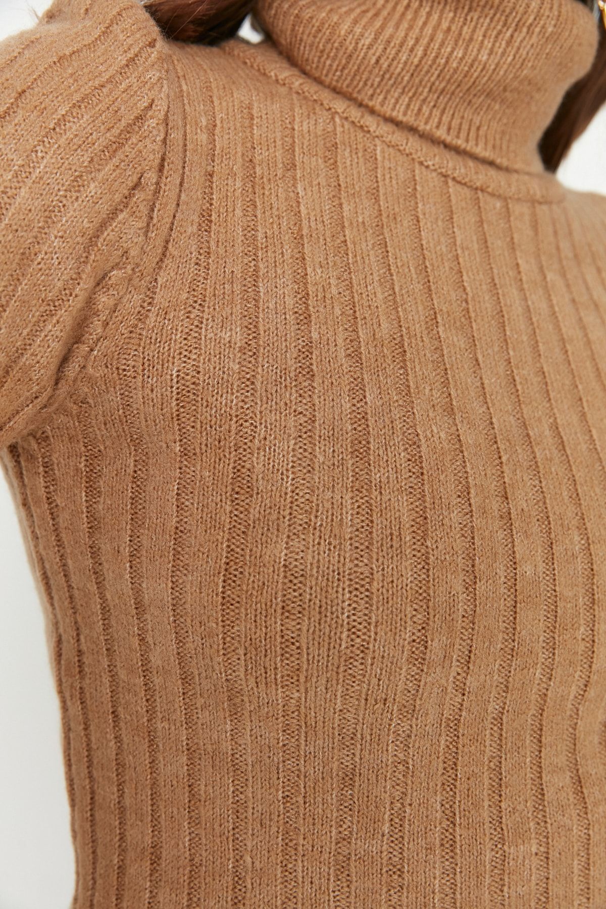 Trendyol Collection-Camel Soft Textured Basic Knitwear Sweater TWOAW20FV0133 3