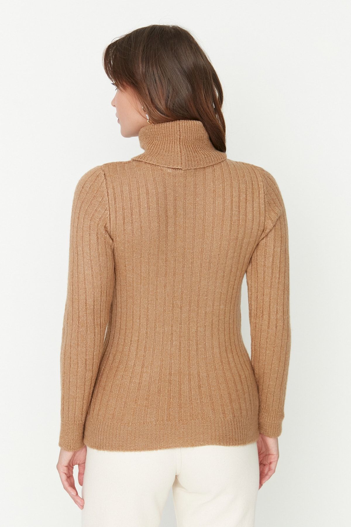 Trendyol Collection-Camel Soft Textured Basic Knitwear Sweater TWOAW20FV0133 5