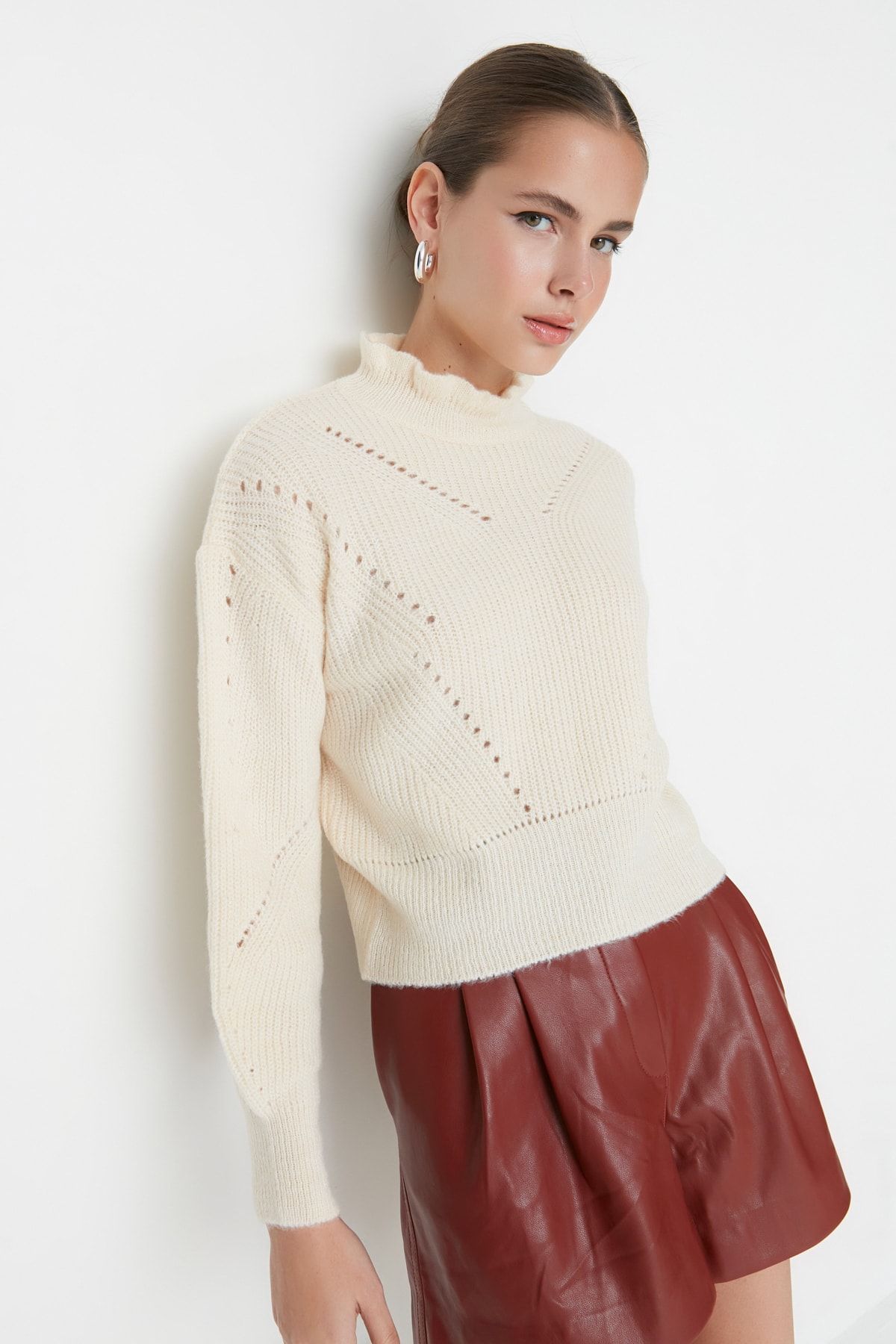 Trendyol Collection Pullover Ecru Regular Fit