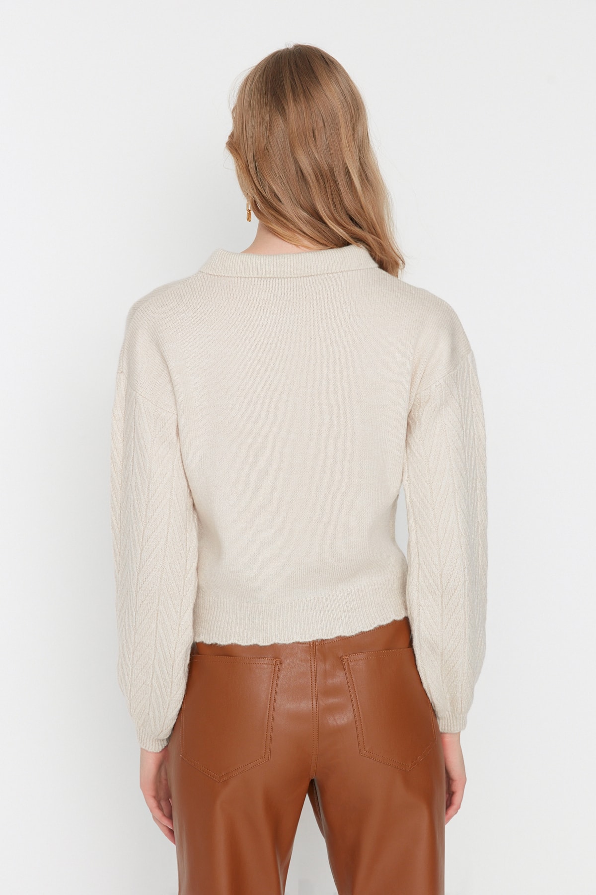 Trendyolmilla  Taş Geniş Kalıp Yumuşak Dokulu Saç Örgülü Triko Kazak TWOAW22KZ1620 - Görsel 5