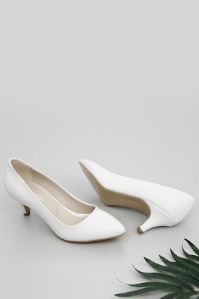 Beyaz Gön Sivri Burun Ince Topuklu Kadın Klasik Ayakkabı 36600 DDZA56536600
