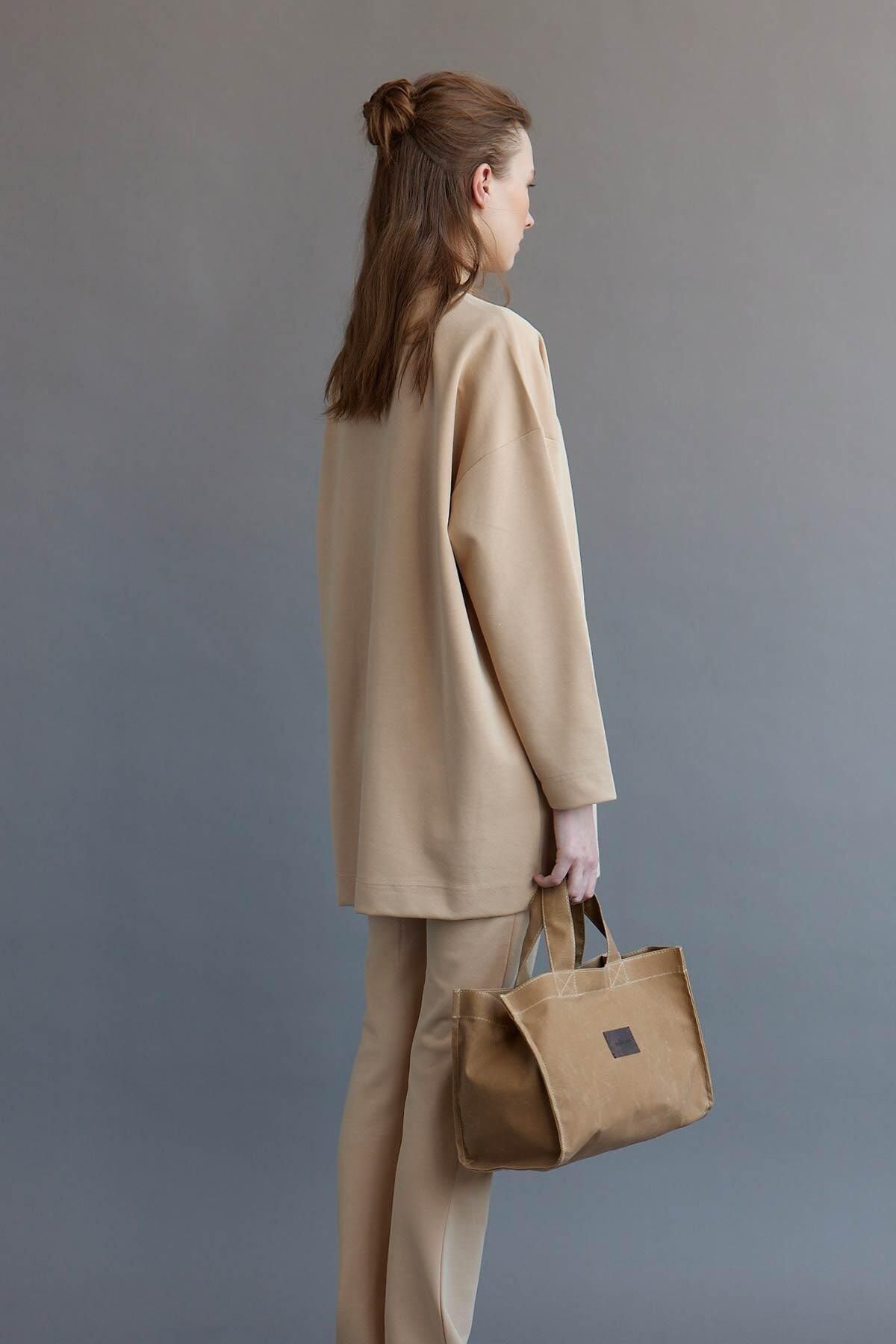 complete the look image