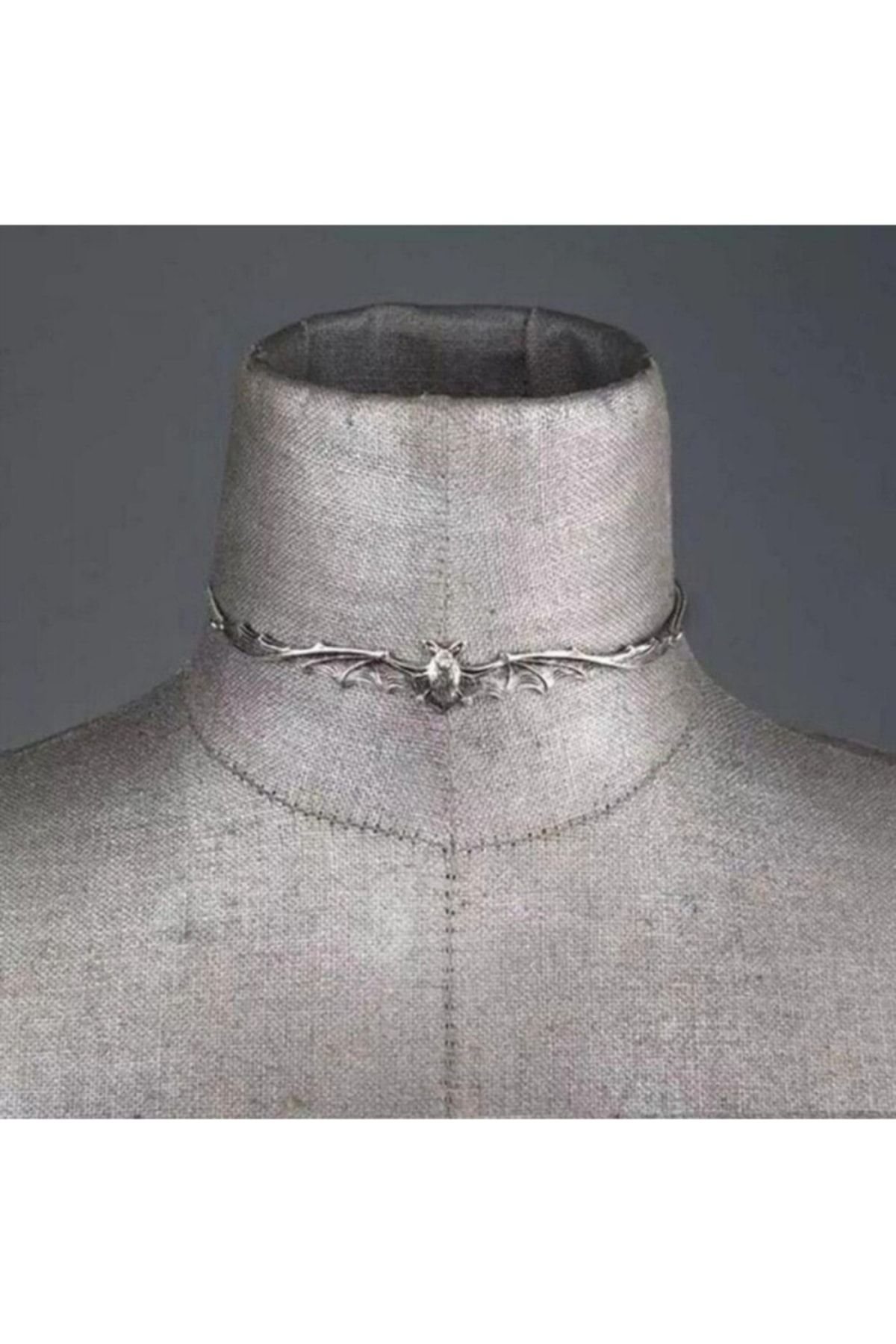 VEGAROKS-Bat Necklace 2