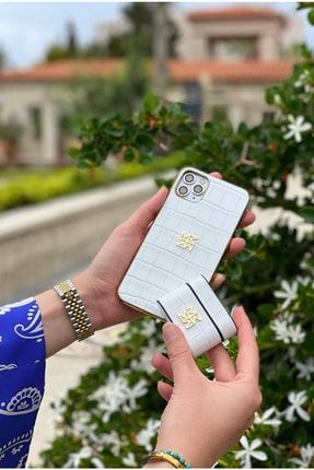 - Beyaz Timsah Derisi Model Altın Kenar Detaylı Iphone 13 Pro Max Deri Kılıf 6690225561956112
