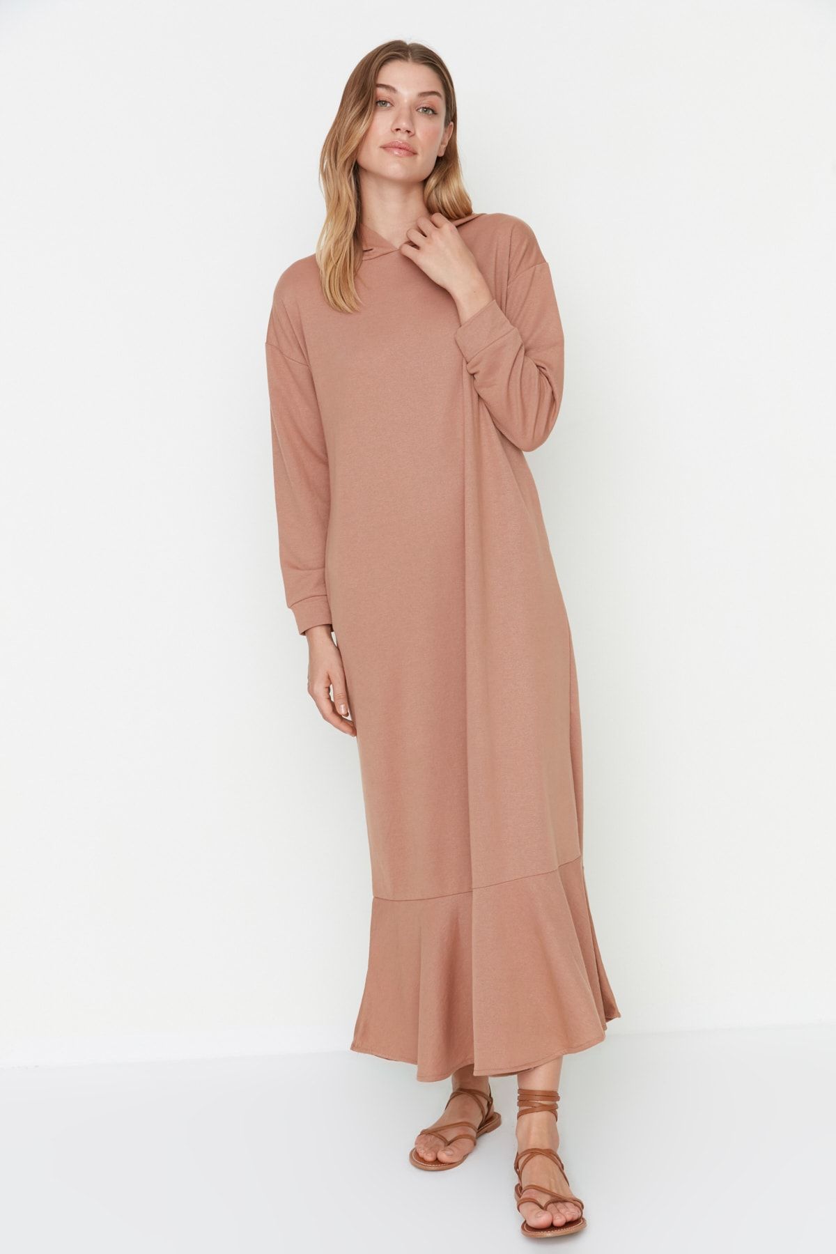 Trendyol Modest Camel Kapüşonlu Örme Sweat Elbise TCTAW22EB0142 RN9162