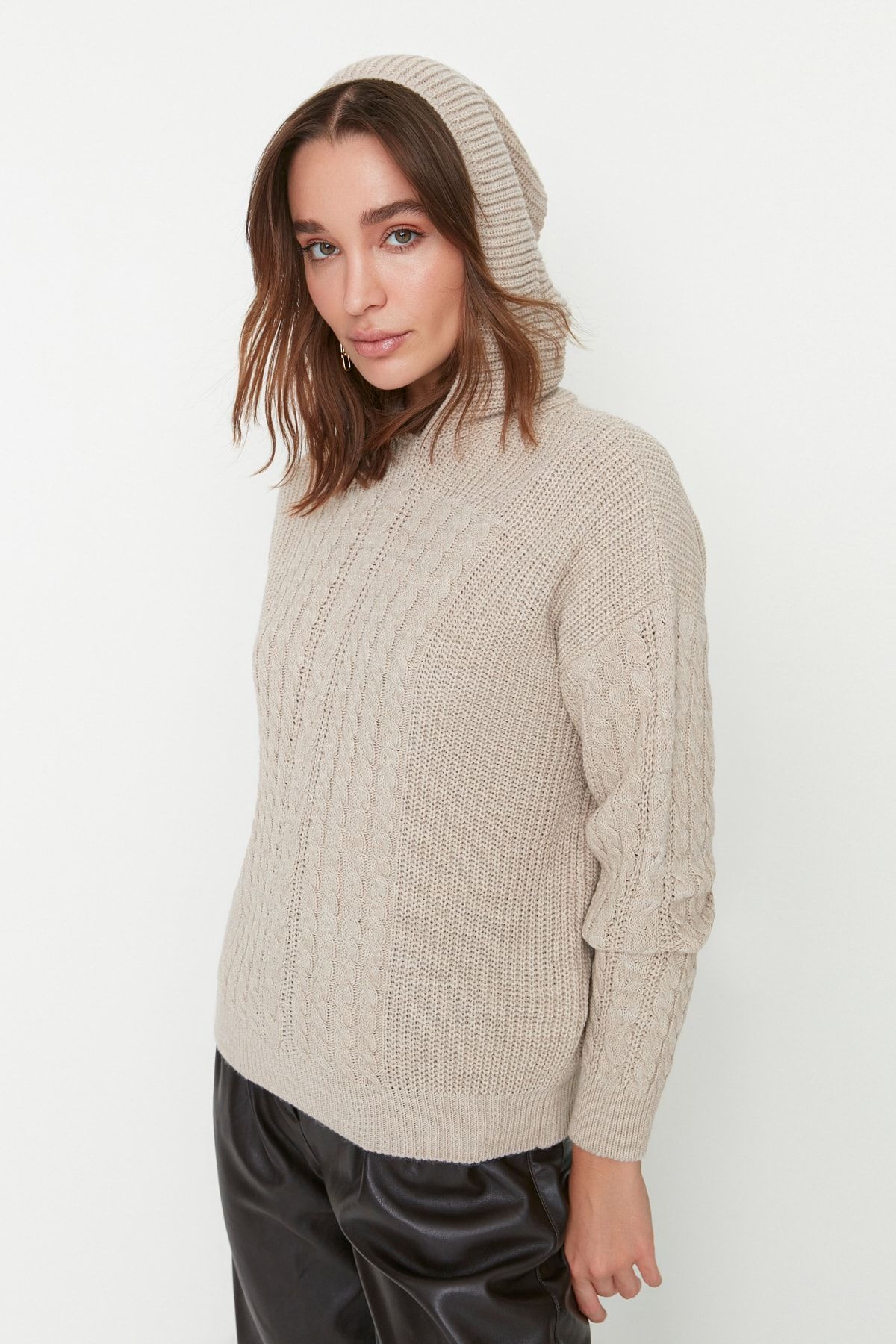 Trendyol Collection Pullover Beige Regular Fit Fast ausverkauft