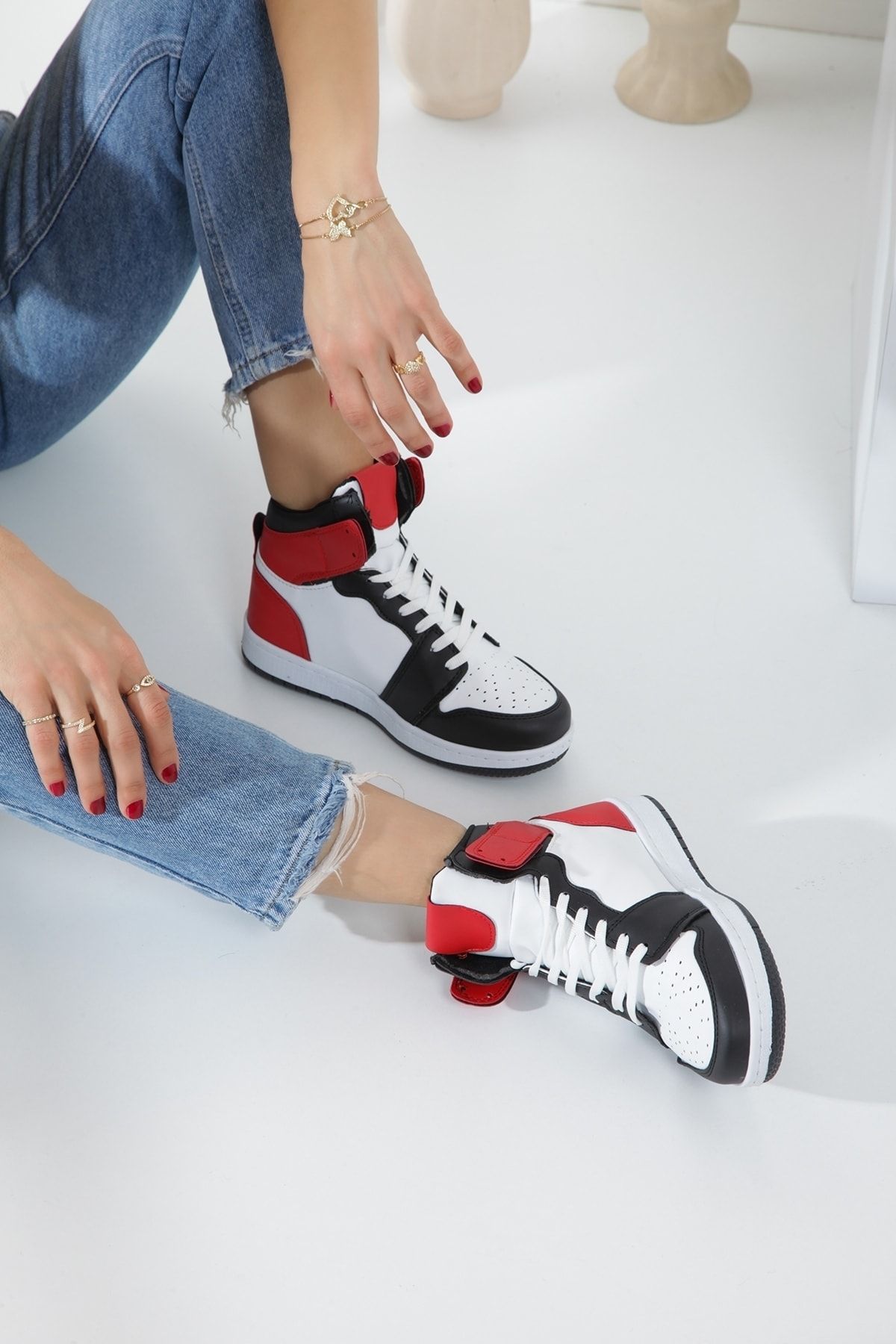 Dark red 2025 high tops