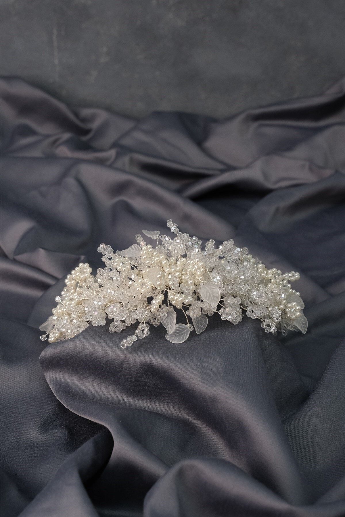 Limelia-Azra Pearl Beaded Bridal Henna Crown Hair Accessory 2