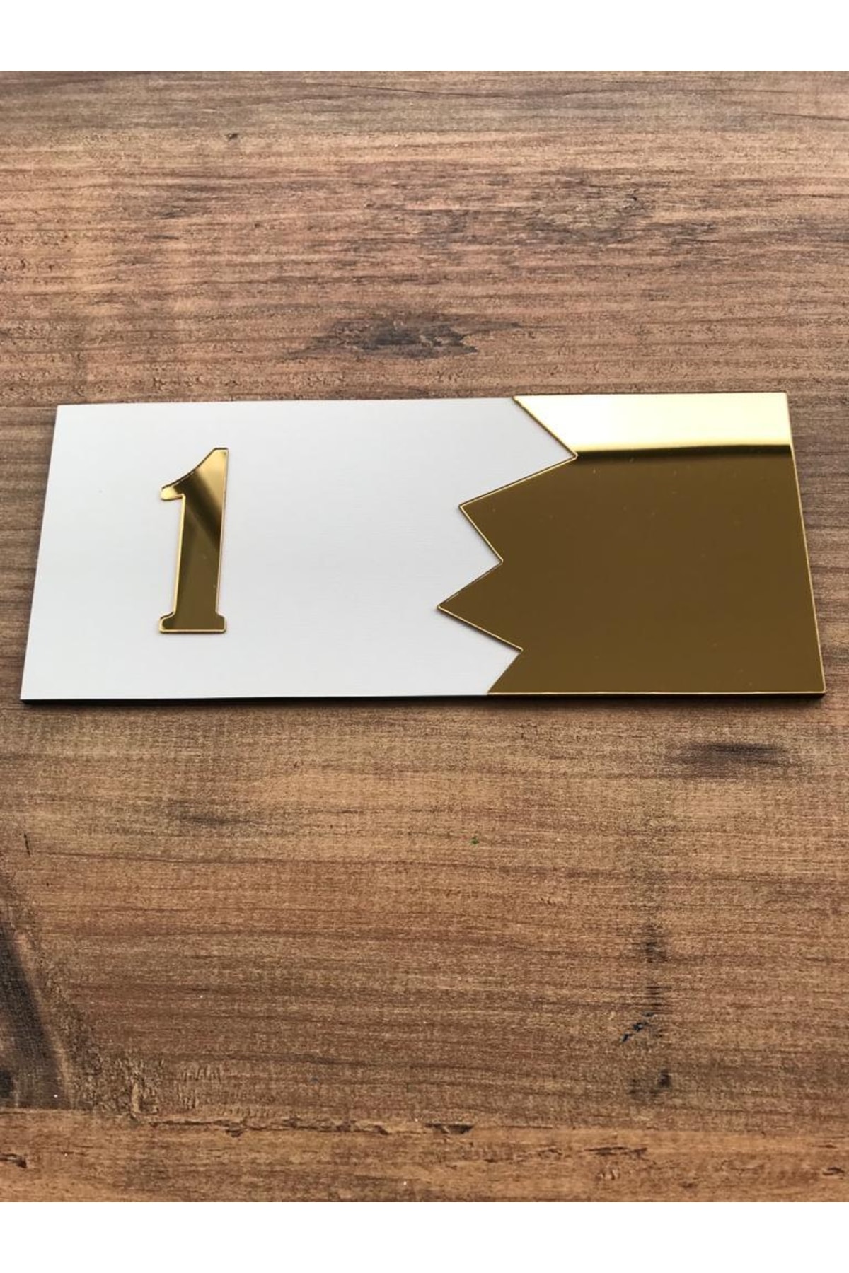 Dekoratif Ahşap İsimli Kapı Numarası Beyaz Gold
