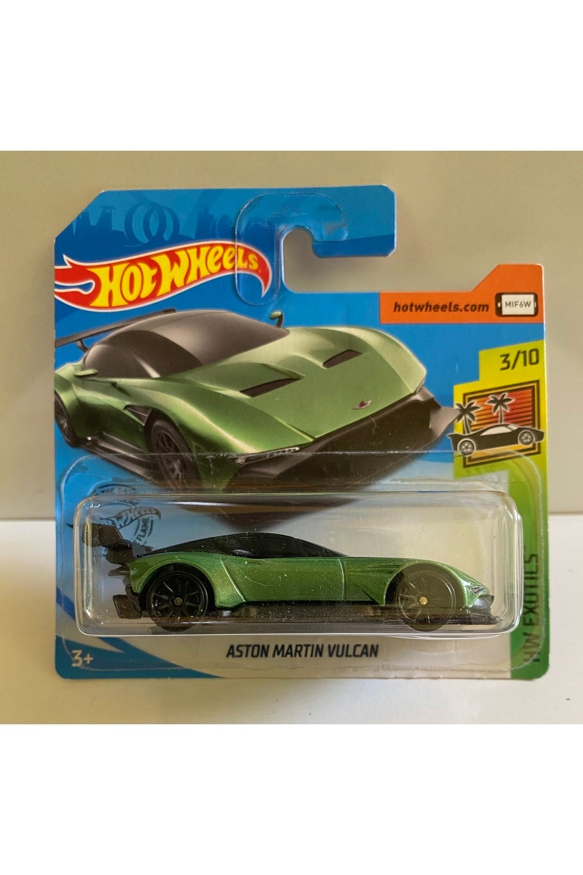 Hot wheels aston martin 2025 vulcan