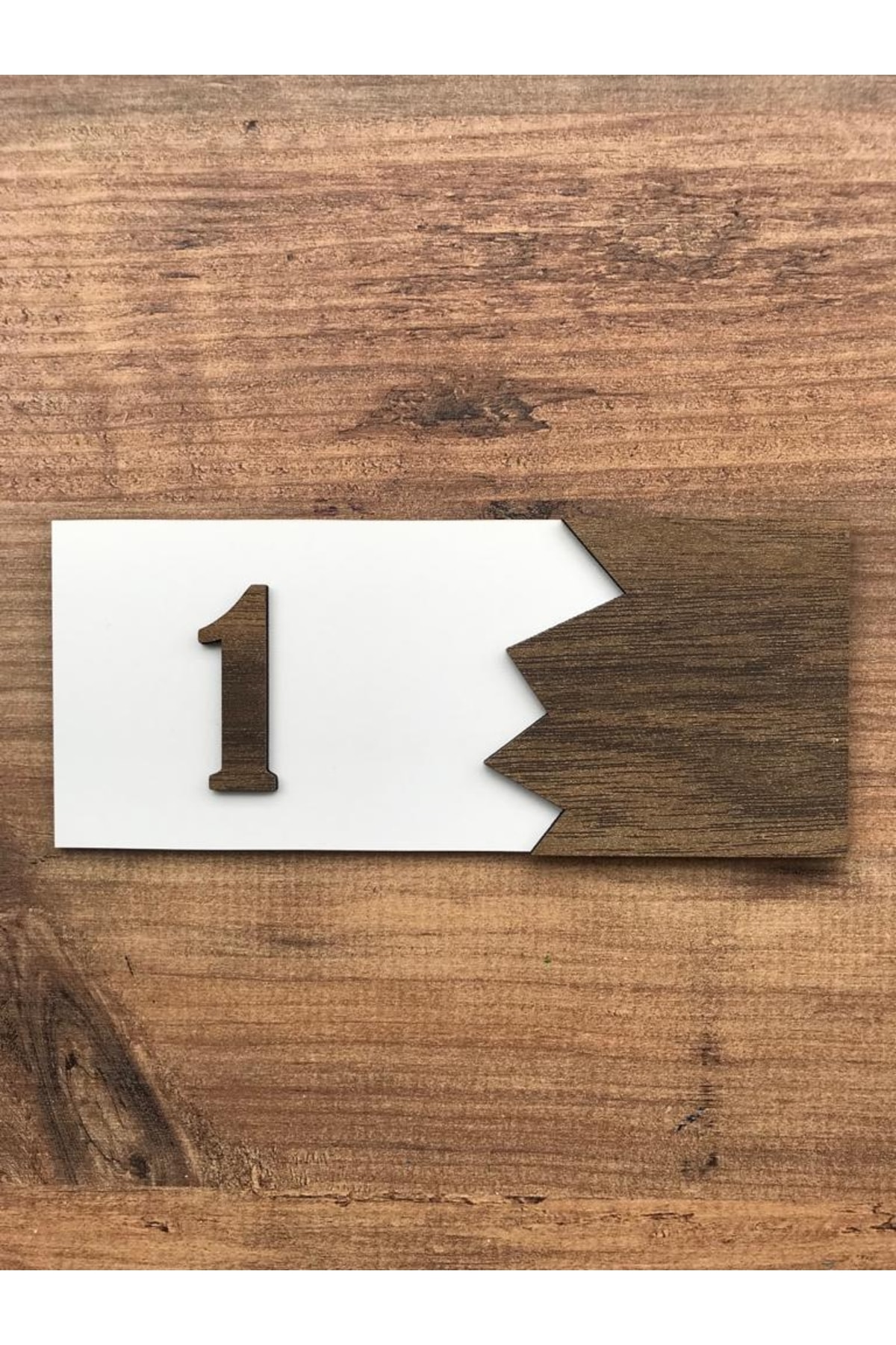 Dekoratif Ahşap Kapı Numarası Beyaz