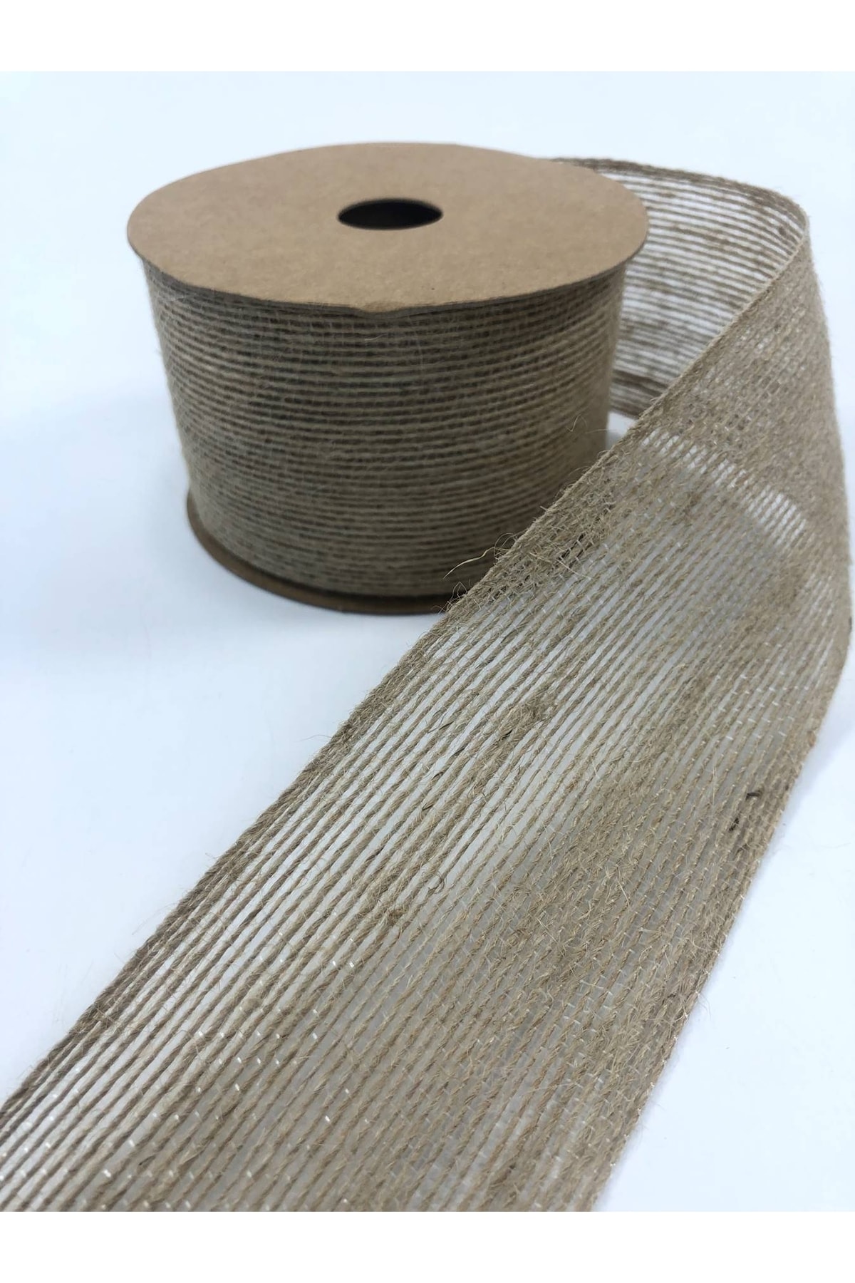 Hobigram Jüt Kurdele 6 Cm 1 Metre Fiyatıdır – Özel Tasarım, Aksesuar, Kaliteli Üretim, Göz Alıcı Stil