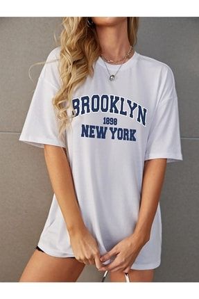 Kadın Beyaz Brooklyn Baskılı Oversize T-shirt BR9966