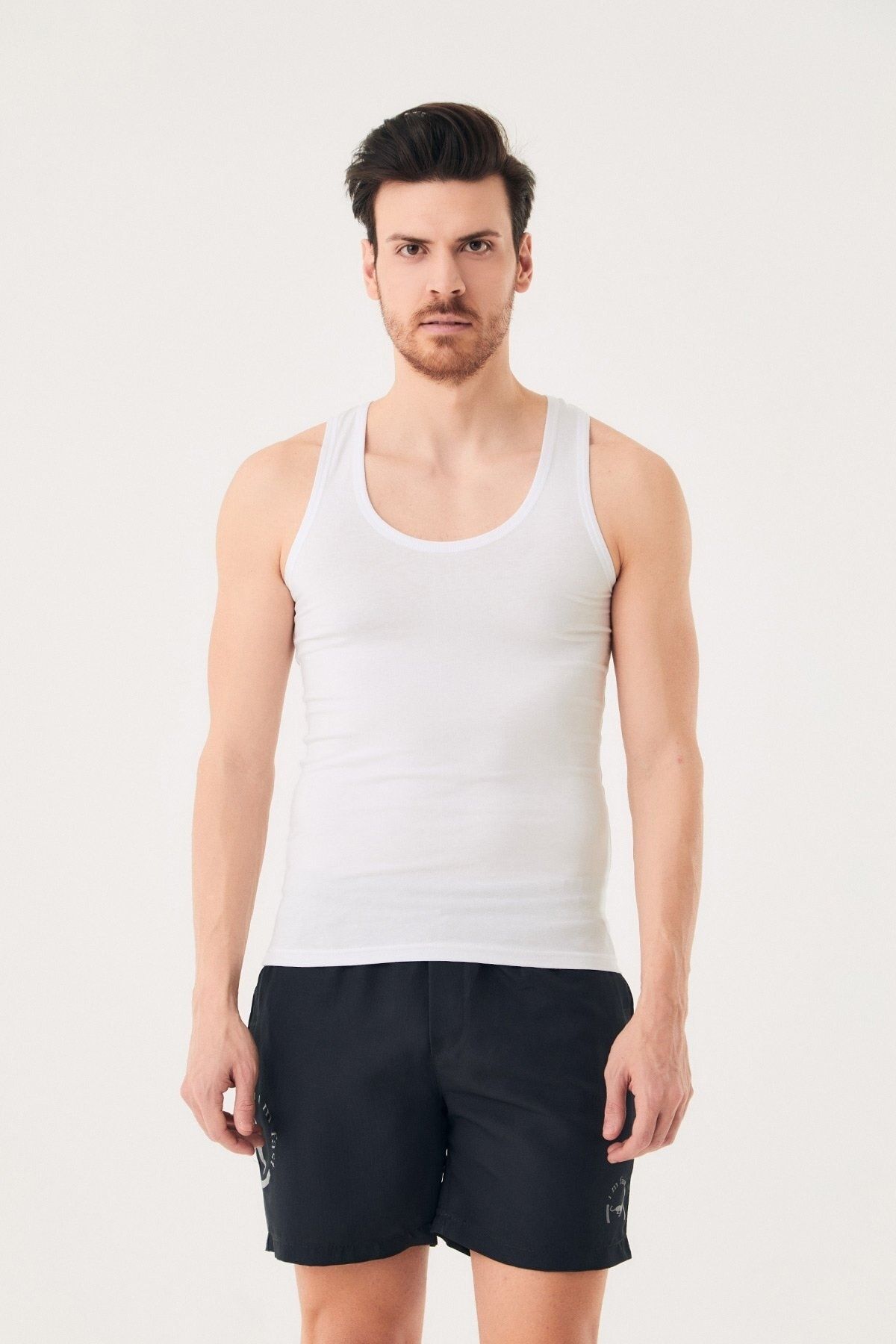 complete the look image