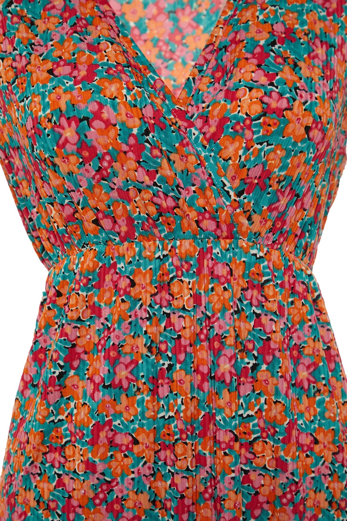 Trendyol Curve-Multicolor A-Line Floral Print V-Neck Knitted Plus Size Dress Tbbss22Ah00010 6