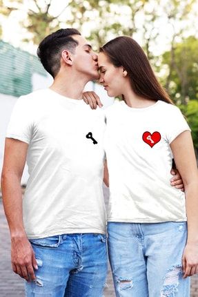 Minimalist Kalp Ve Anahtarı Baskılı Beyaz Çift Tişörtü (2li) SVGLI-TSRTLR-20