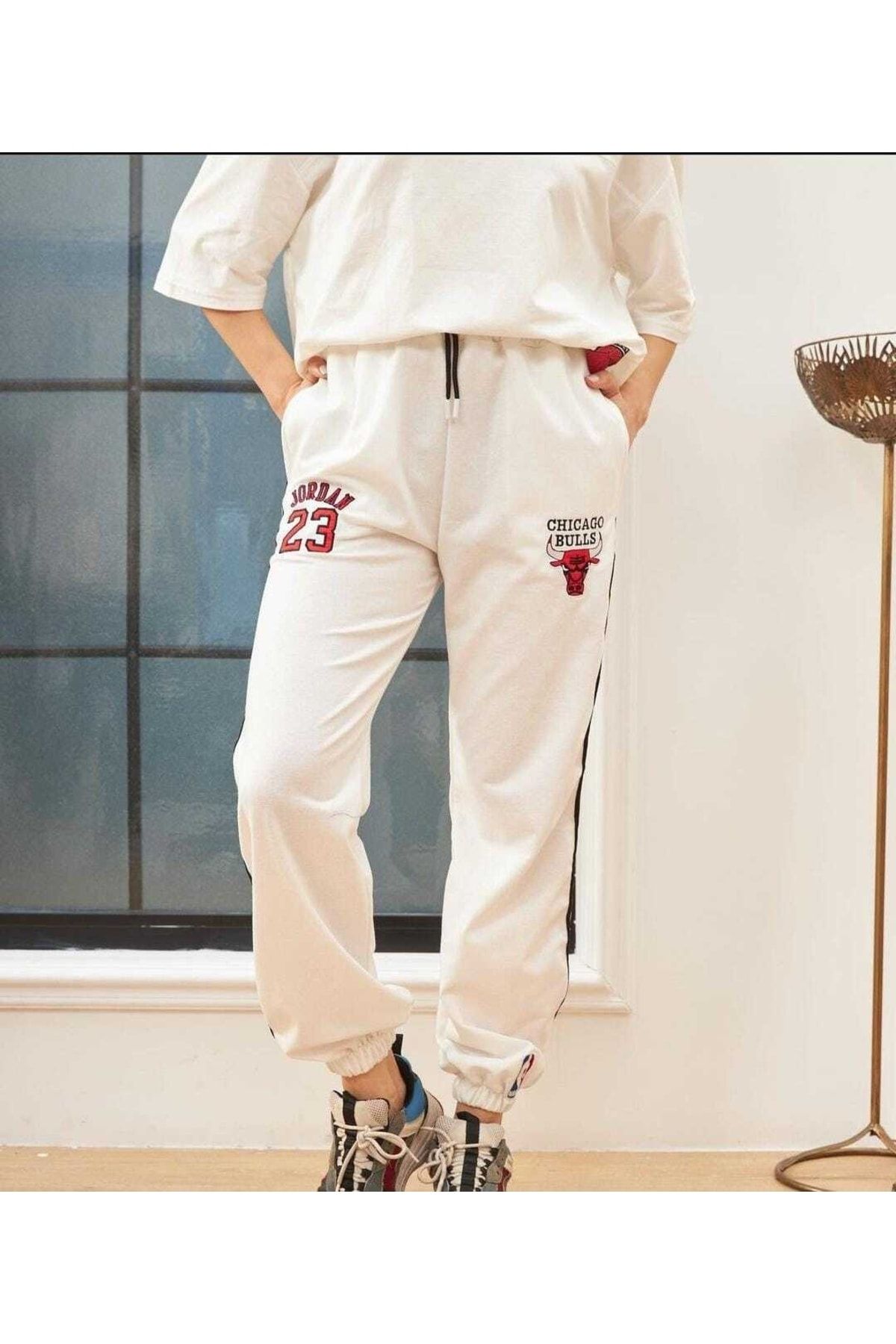 Bulls sweatpants 2025