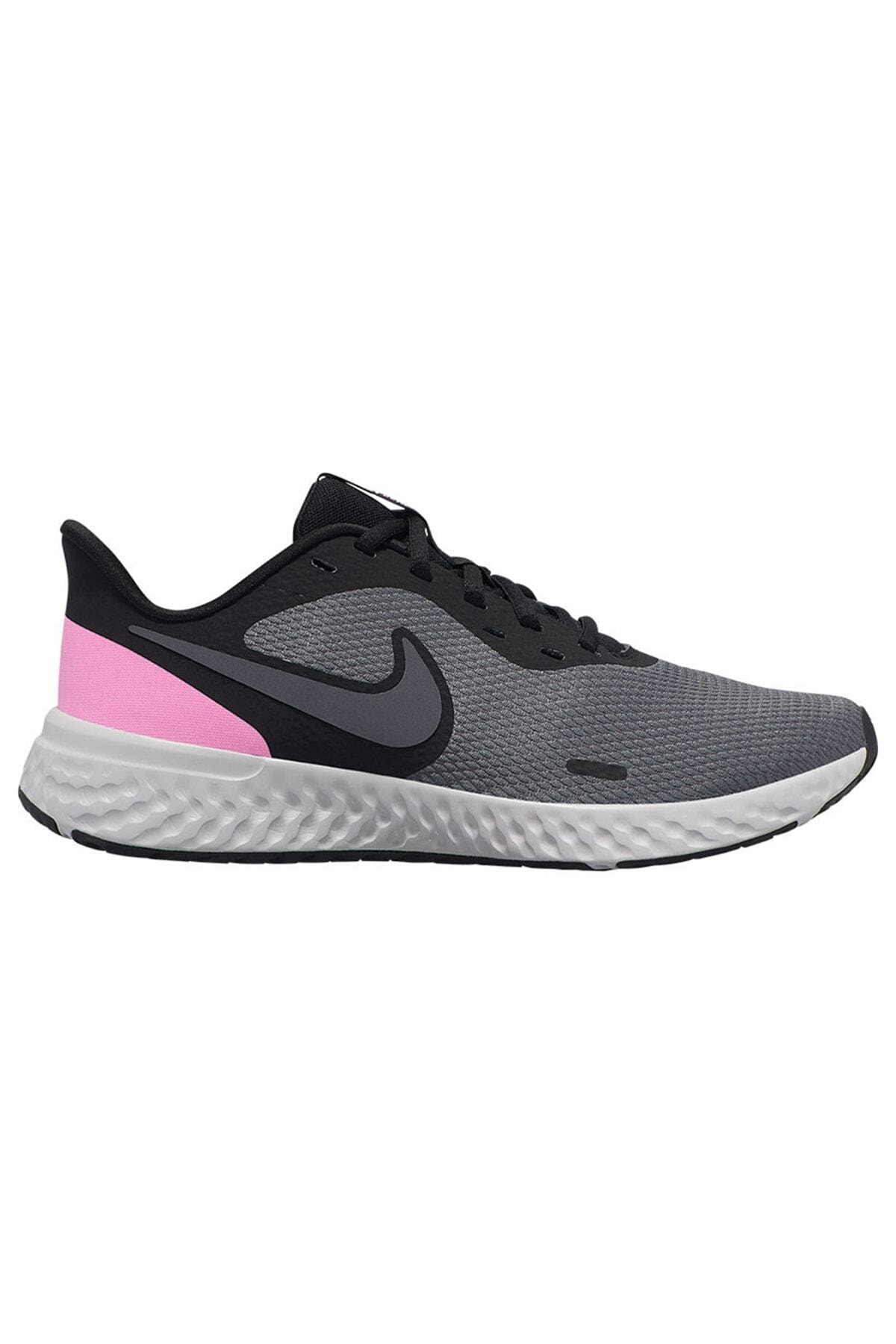 Nike Kadın Beyaz Revolution 5 Koşu Ayakkabısı