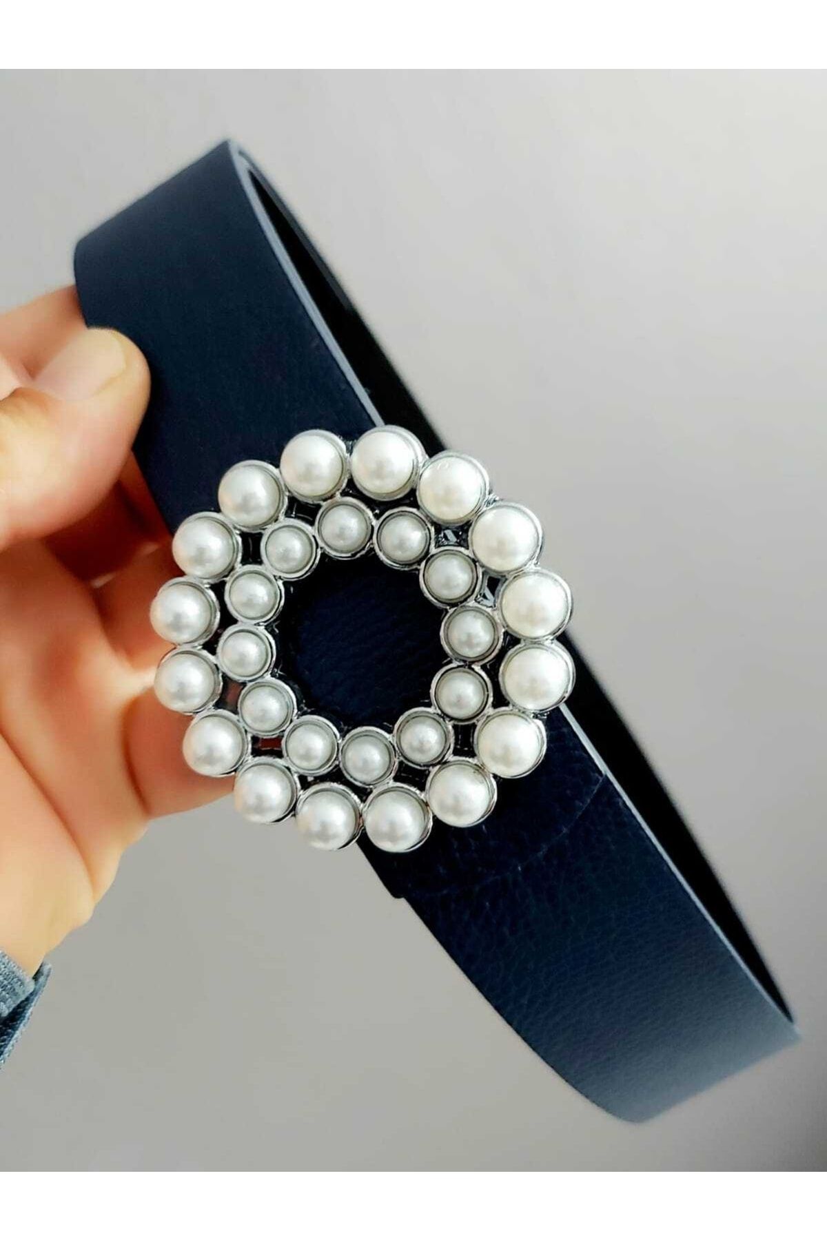 Pearl sales buckle belt