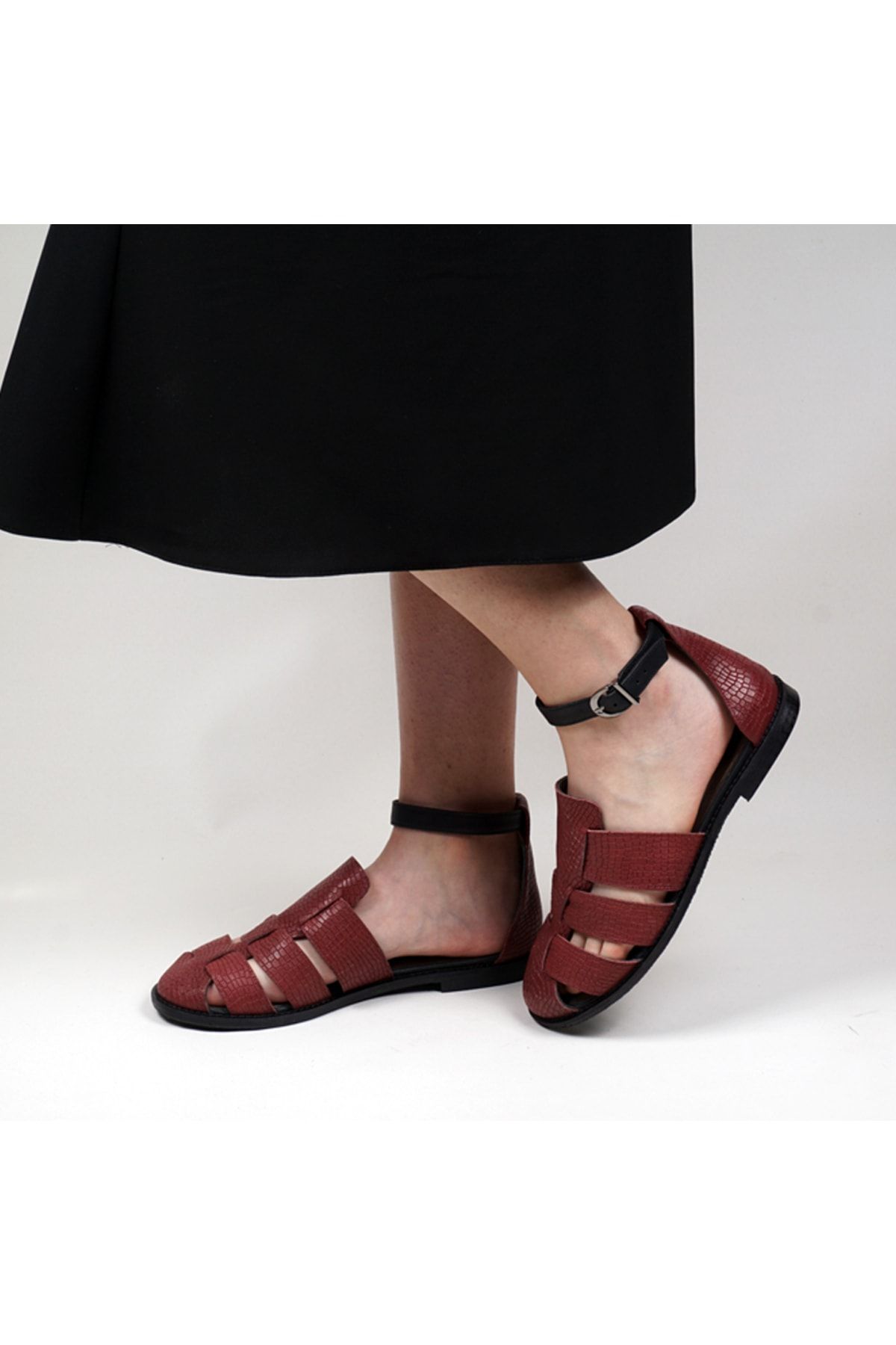 Marie Claire KLORA MULE Women Maroon Heels - Buy Marie Claire KLORA MULE  Women Maroon Heels Online at Best Price - Shop Online for Footwears in  India | Flipkart.com