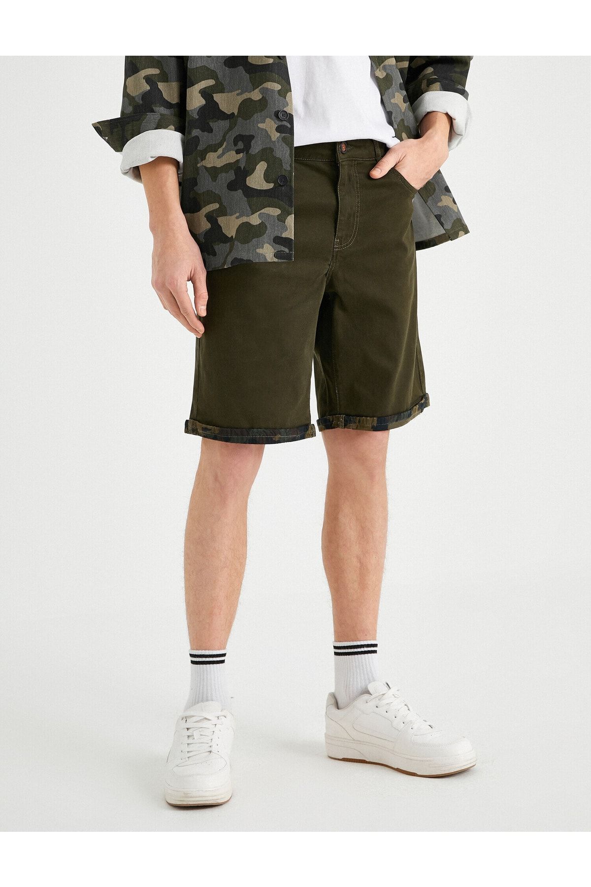 Koton-Camouflage-Inside-Gabardine-Shorts 3