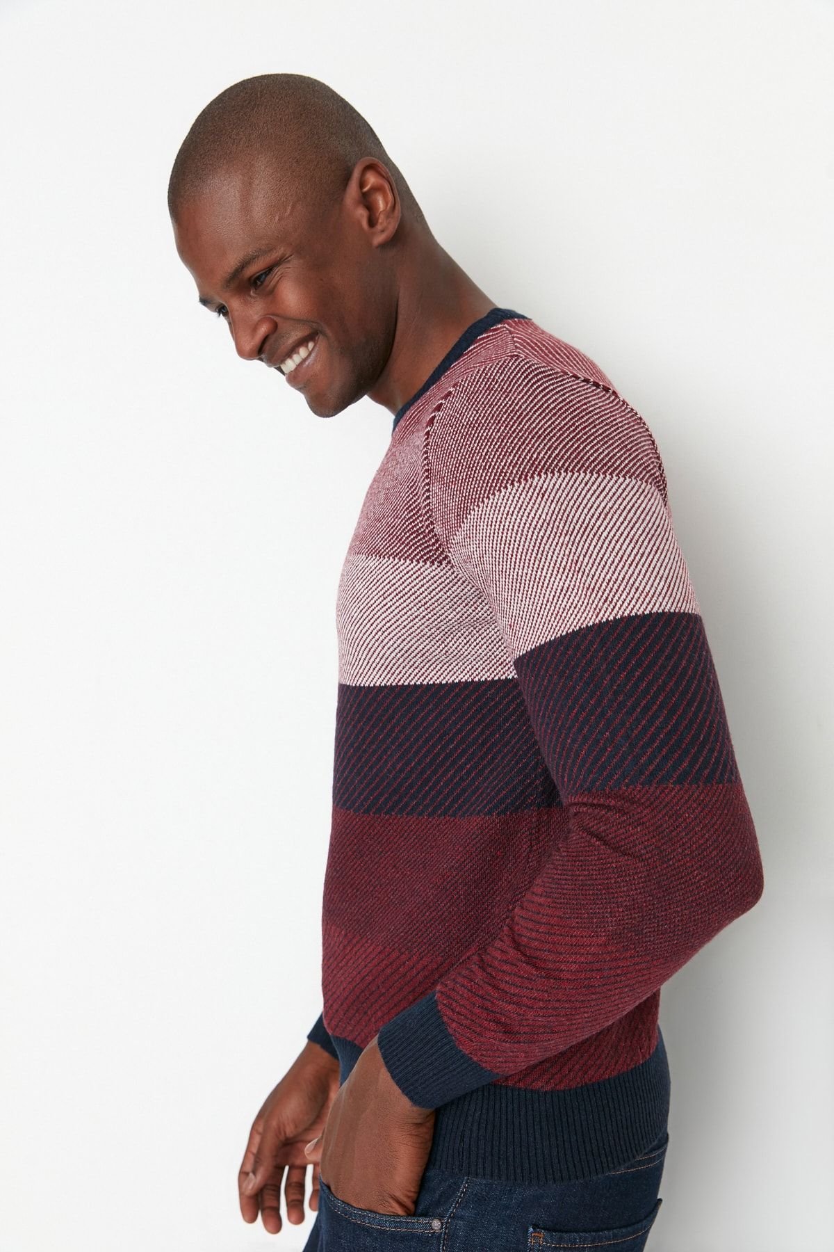 Trendyol Collection Sweater Burgundy Slim fit Trendyol