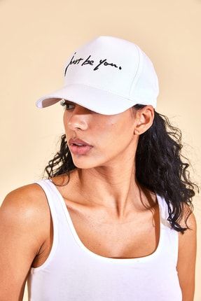 Kadın Beyaz Yazılı Cap Şapka 2YZK9-12803-01