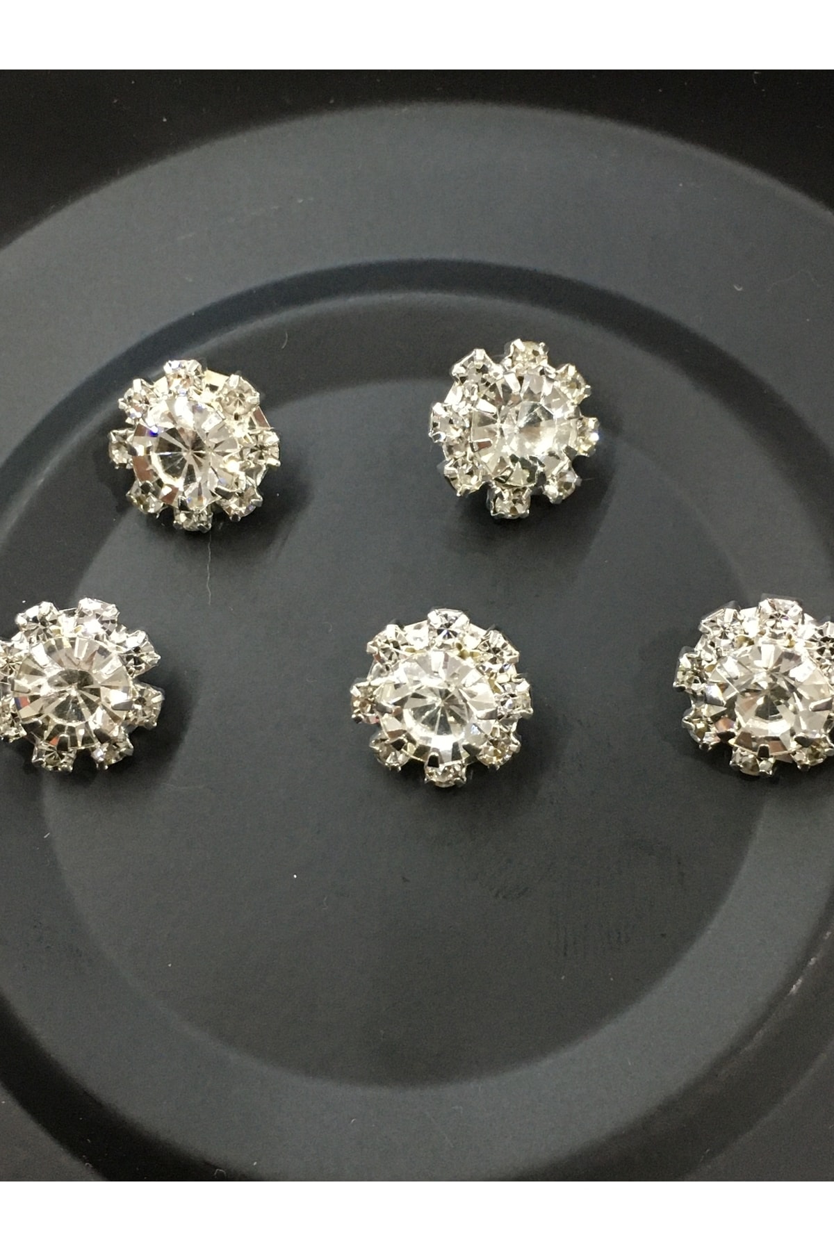 Stoned Button Flower Model Set of 5 1.3 Cm