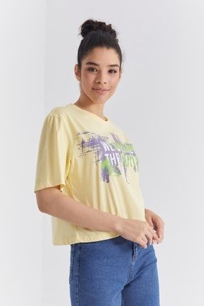 Sarı Renkli Yazı Baskılı O Yaka Kadın Oversize T-shirt - 97212 T12BY-97212