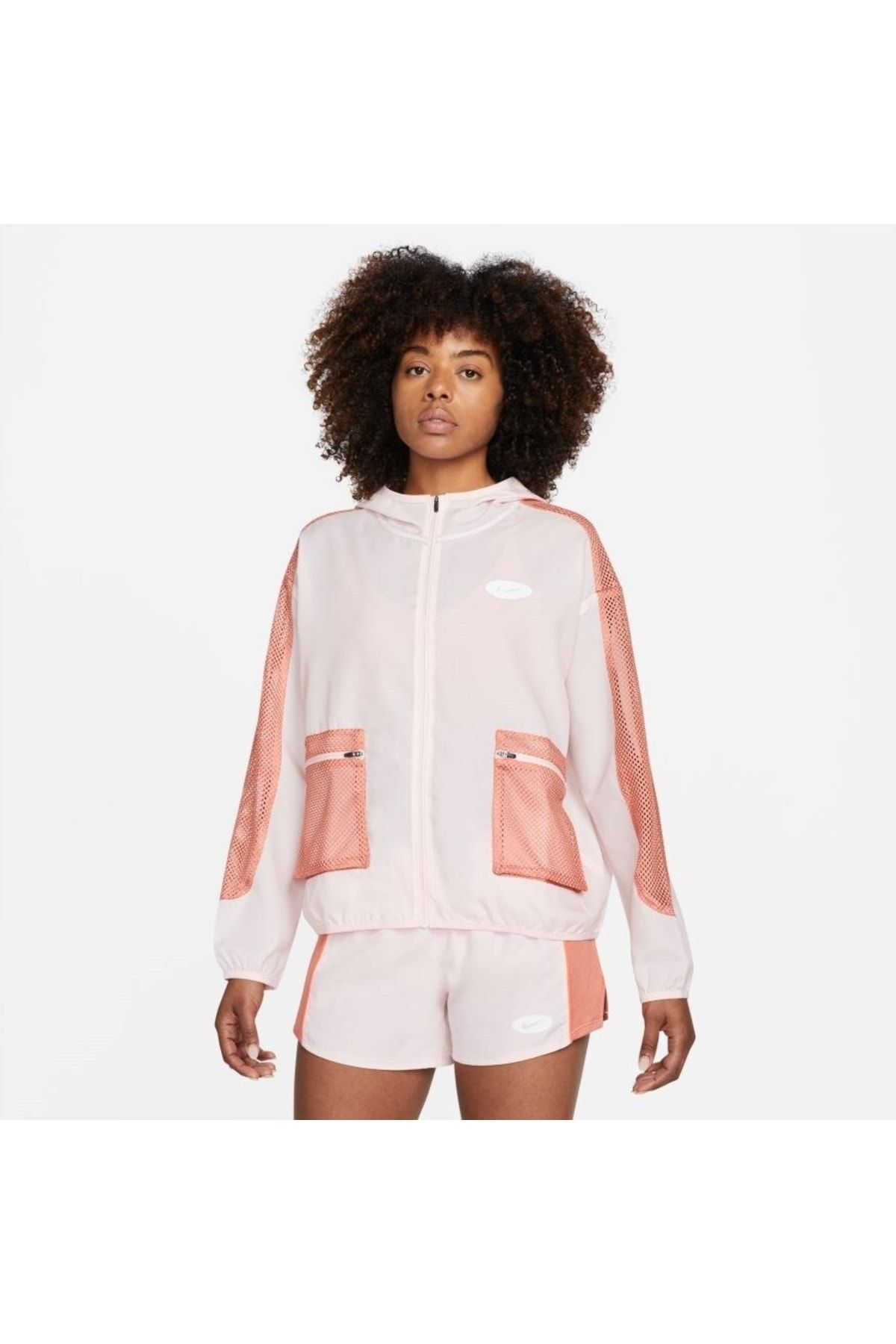Nike hotsell sweatsuit outfit