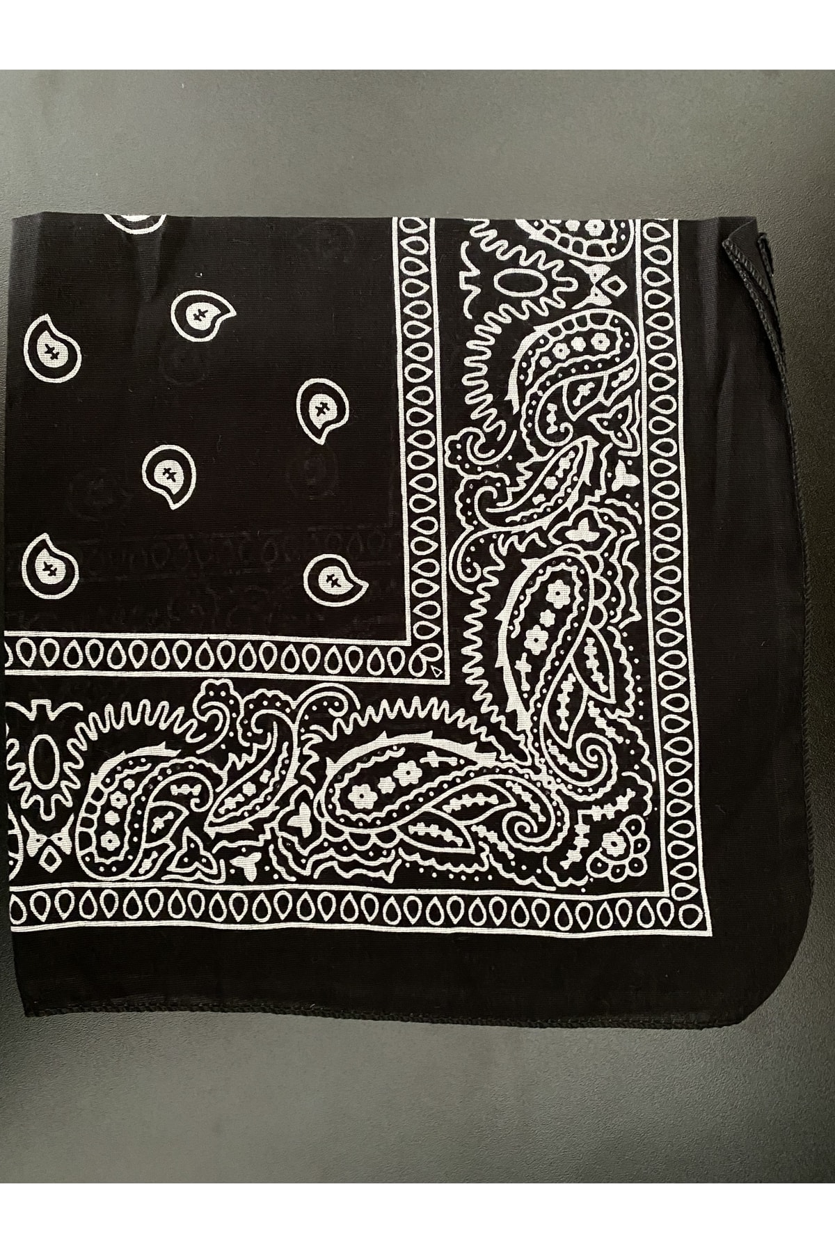 Gülerbandana by yunus güler Etnik Desen Bandana Siyah